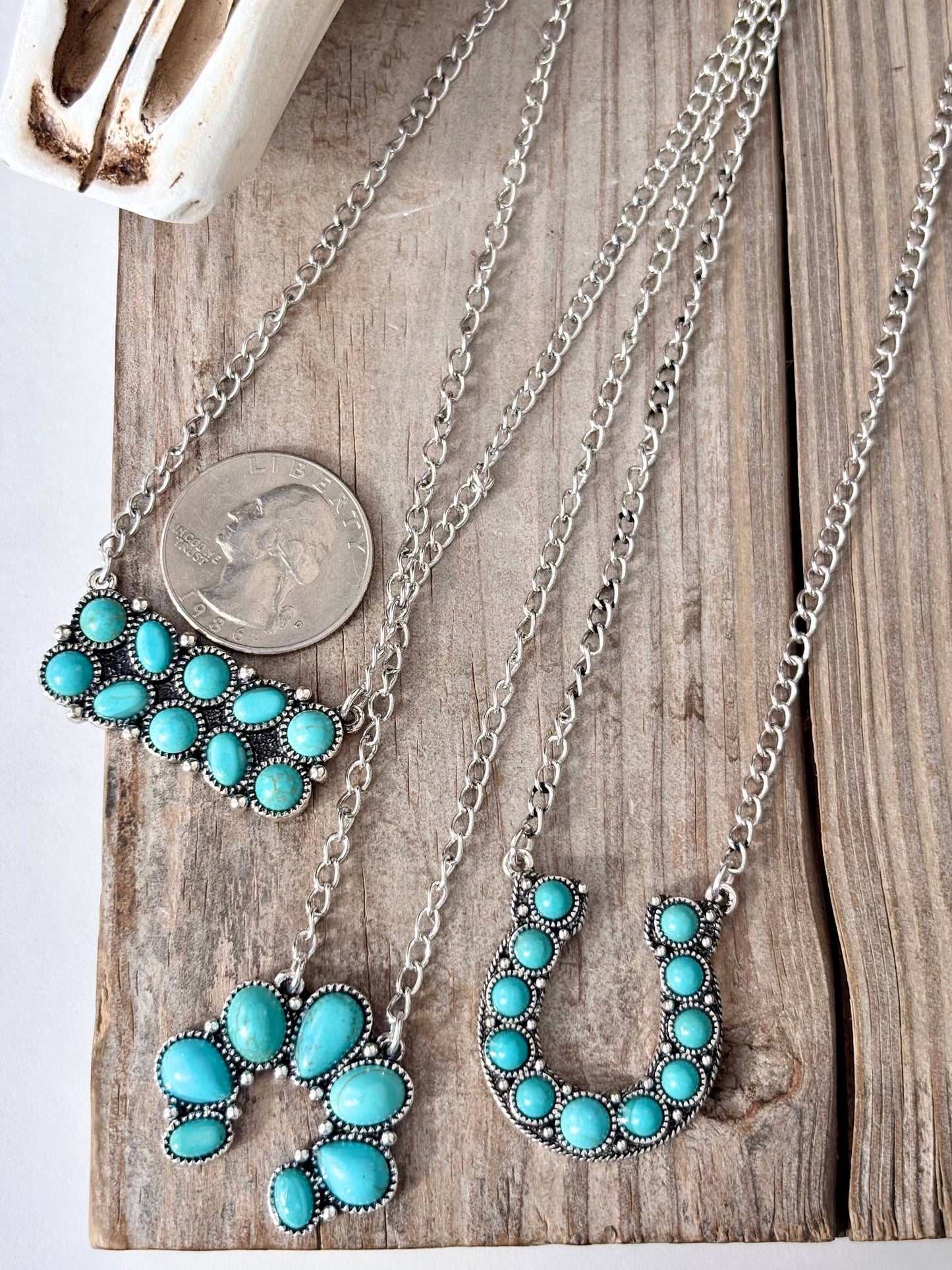 Pendant Link Chain Necklace: Squash Blossom