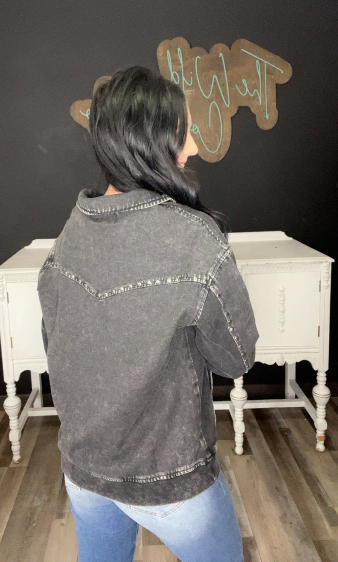 Silver Creek Zip- Black