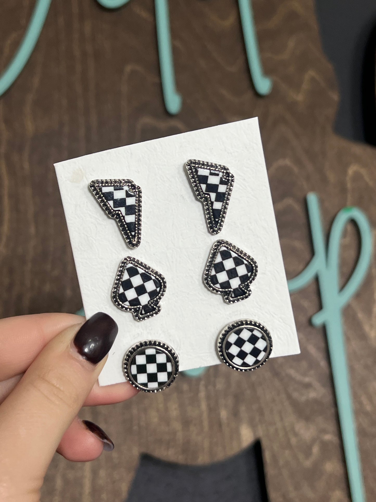 Checkered Stud Set
