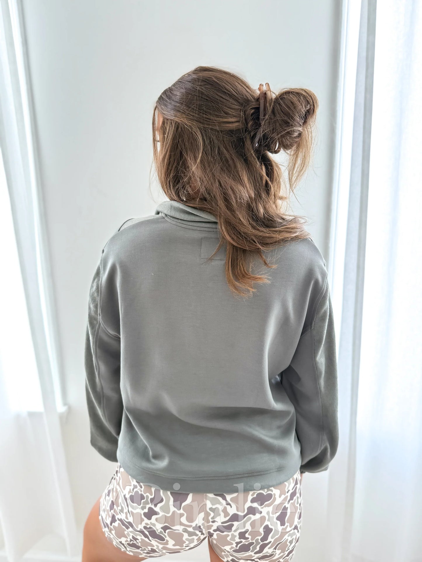 Ash Green Scuba Quarter Zip