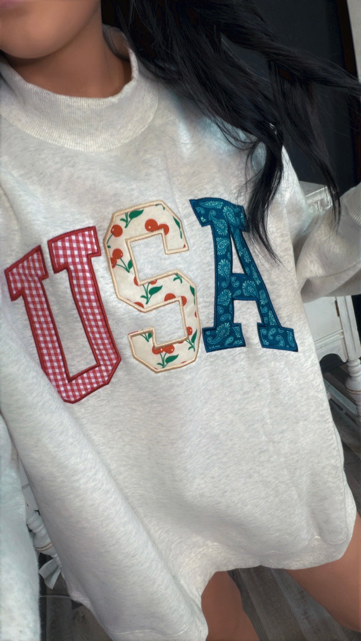 USA Mock Neck