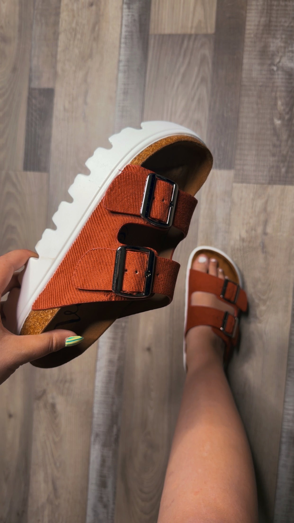 Red Jazmin Sandal