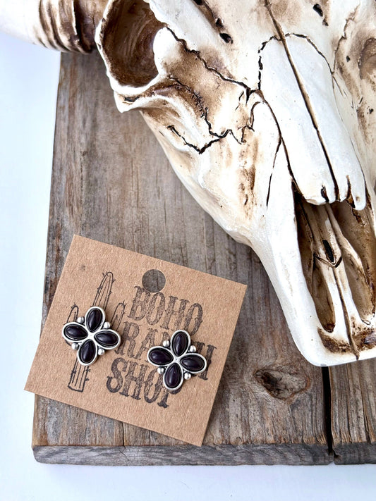 Clover Stud Earrings: Black