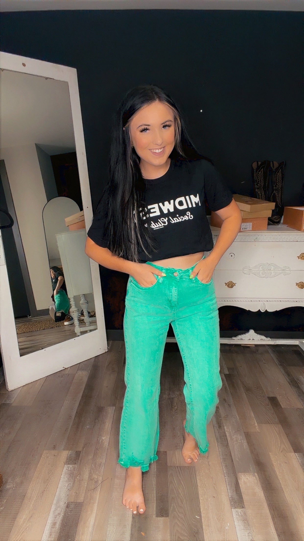 Outlaw Crop Jeans