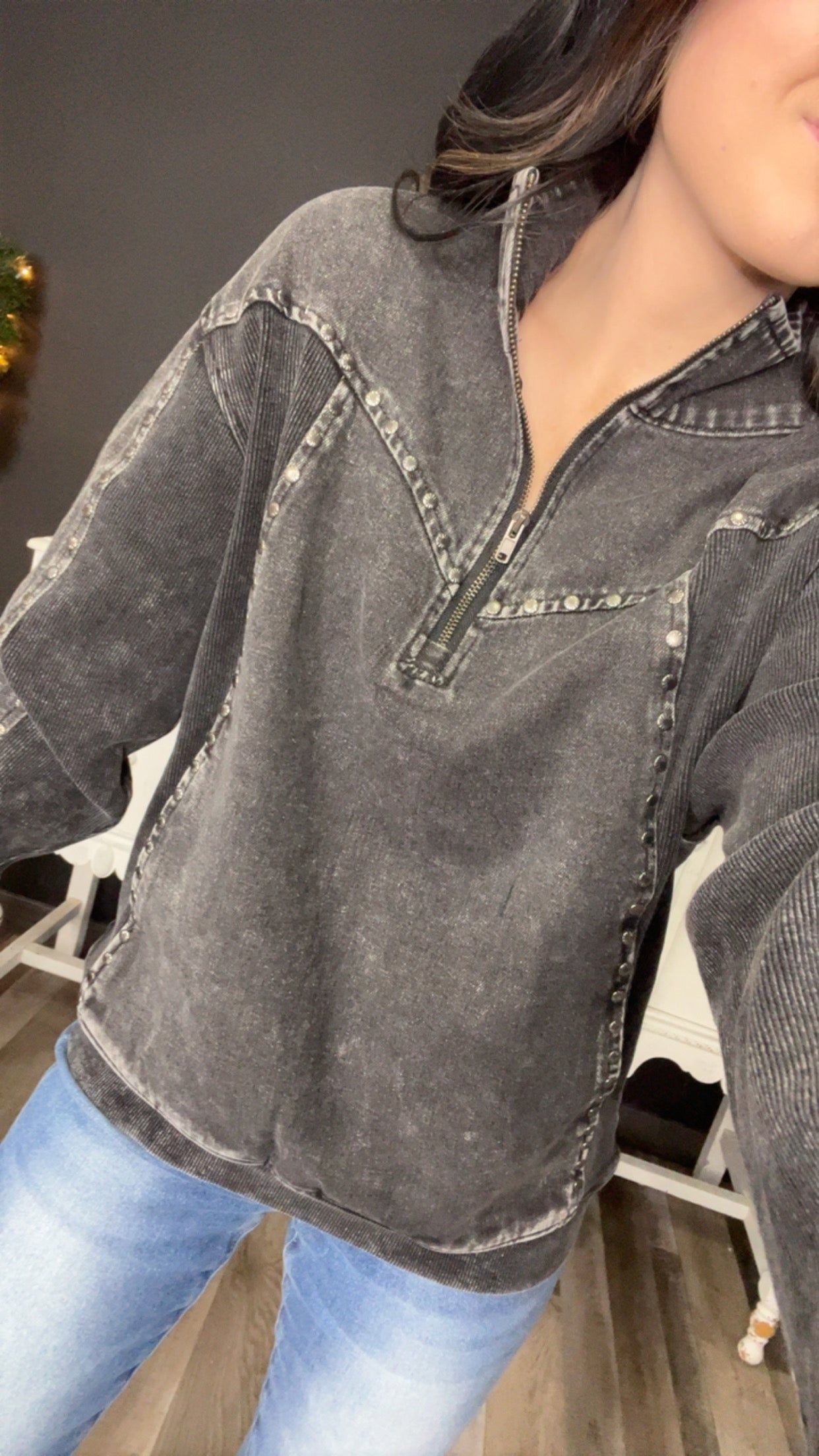 Silver Creek Zip- Black