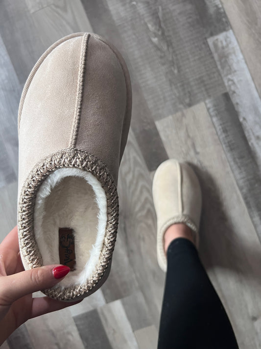 The Kelsey Slipper- Cream