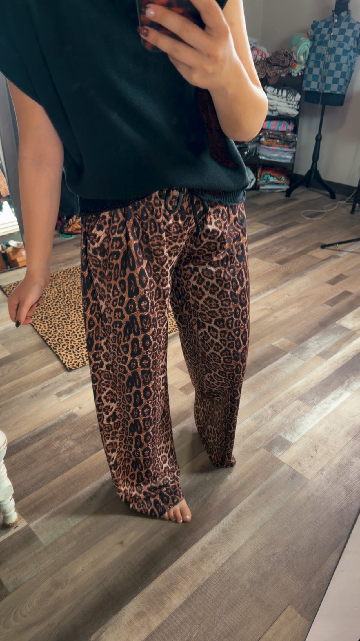 Range & Roar Pants