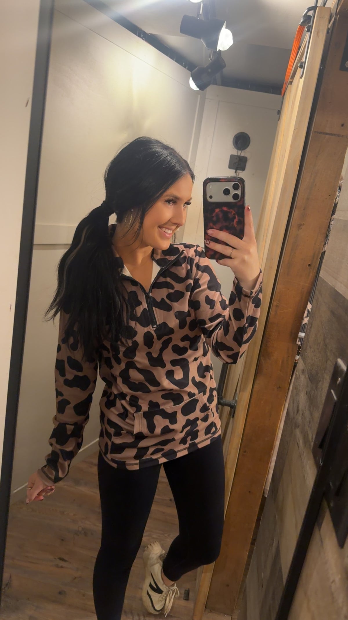 Wild Canyon Pullover