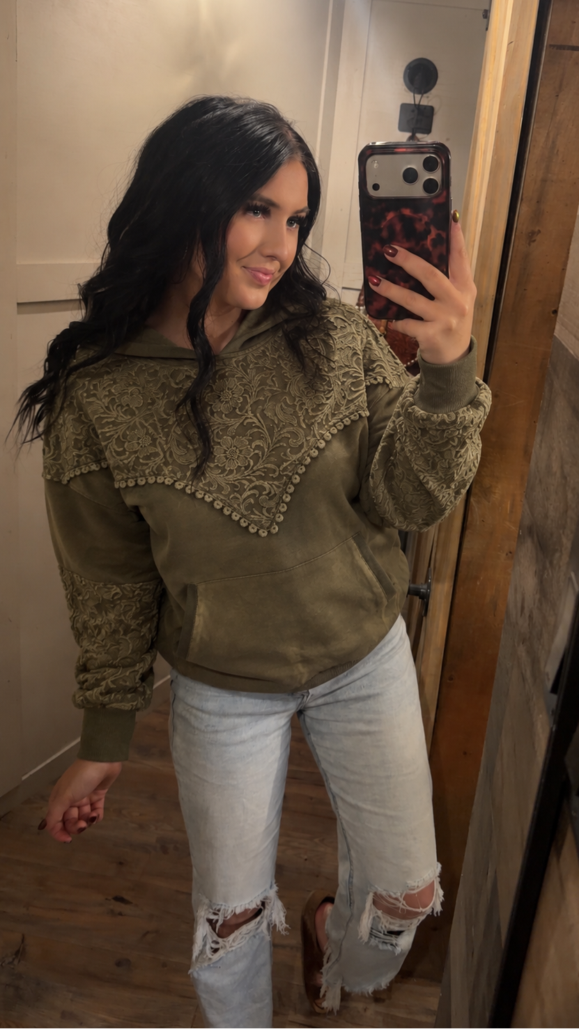 Tooled Frontier Hoodie- Olive