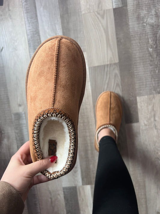 The Kelsey Slipper- Tan