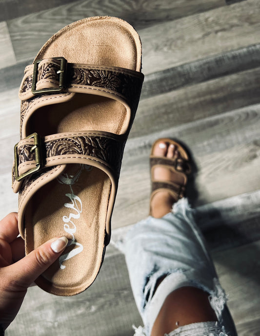 The Cassidy Sandals- Dark Brown