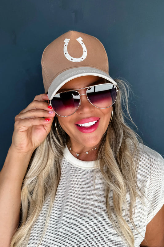 Horseshoe Hat