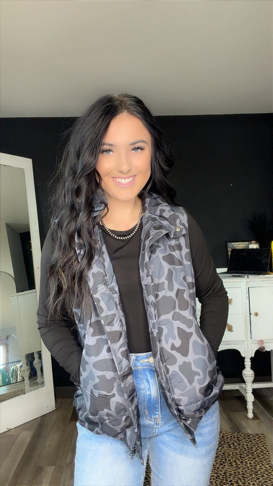 Blackout Duck Camo Vest