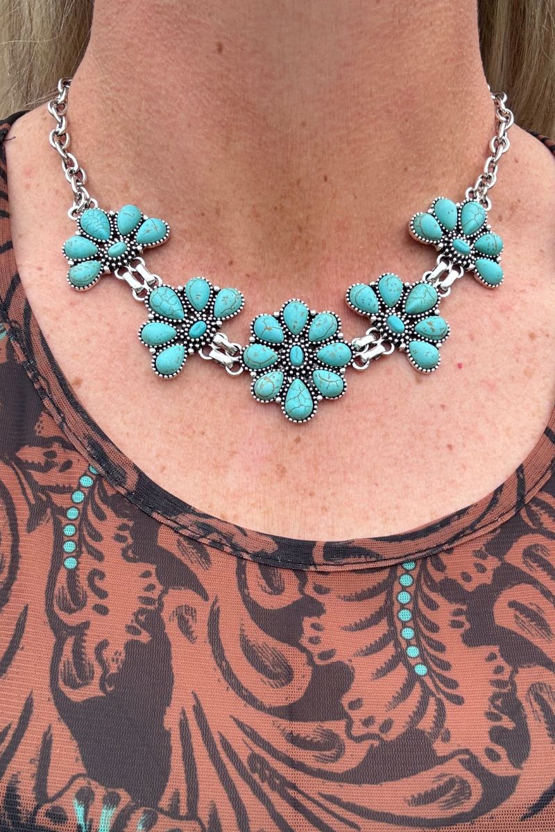 Montana Flower Necklace