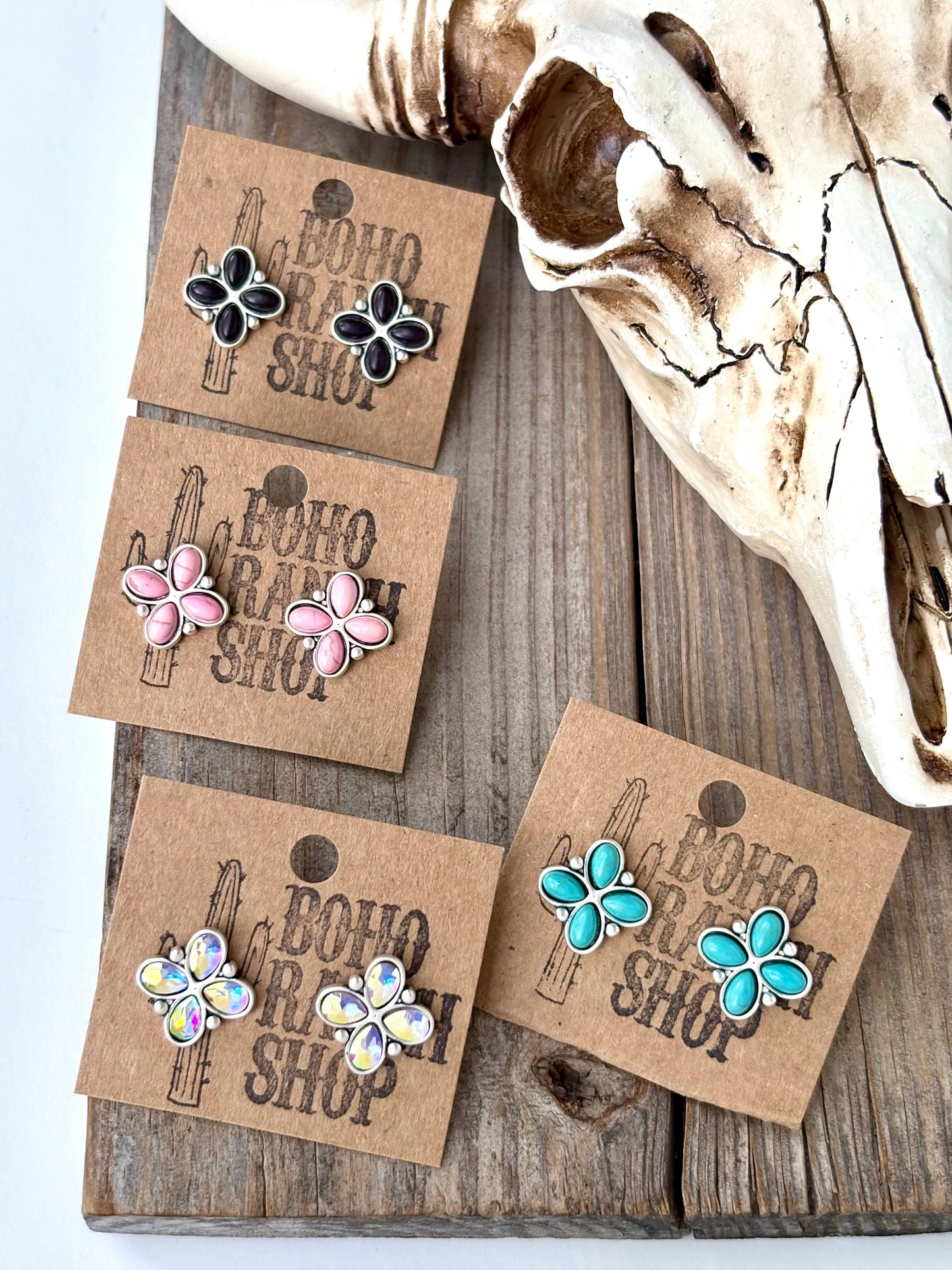 Clover Stud Earrings: Pink