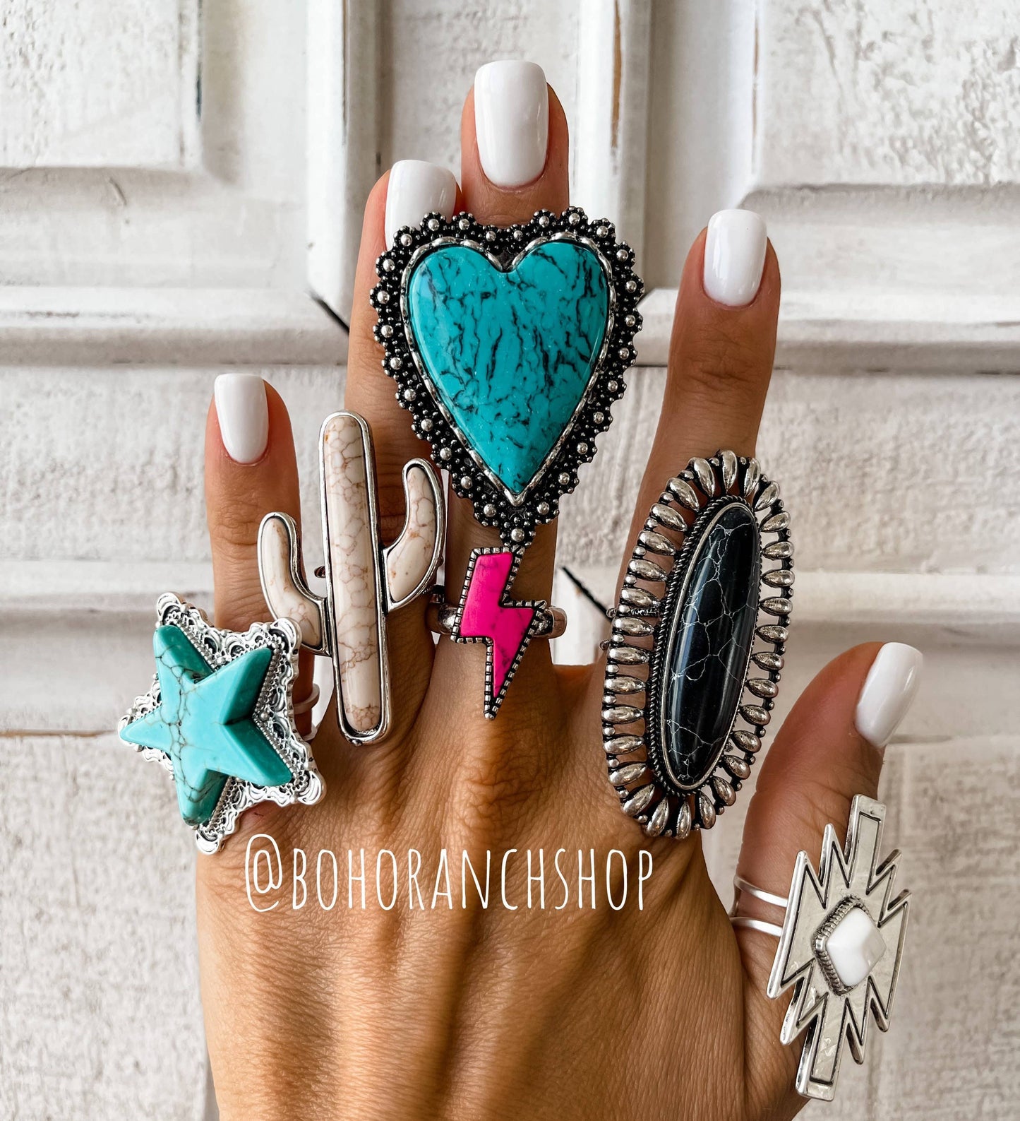 Oversized Oval Stone Ring: Black