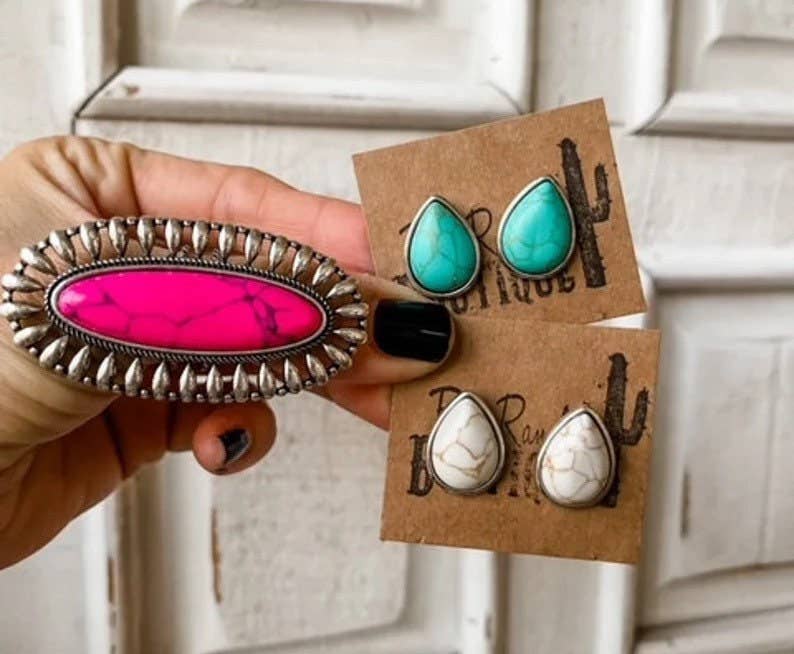 Western Oversized Oval Stone Ring: Turquoise